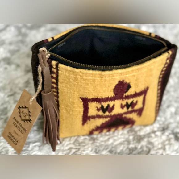 ‼️RARE‼️🎸MZ (fair trade) Textiles🎸🔥NWT🔥Golden Eagle Bag/Clutch